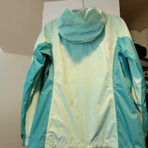 Columbia rain jacket - Picture 8 of 16